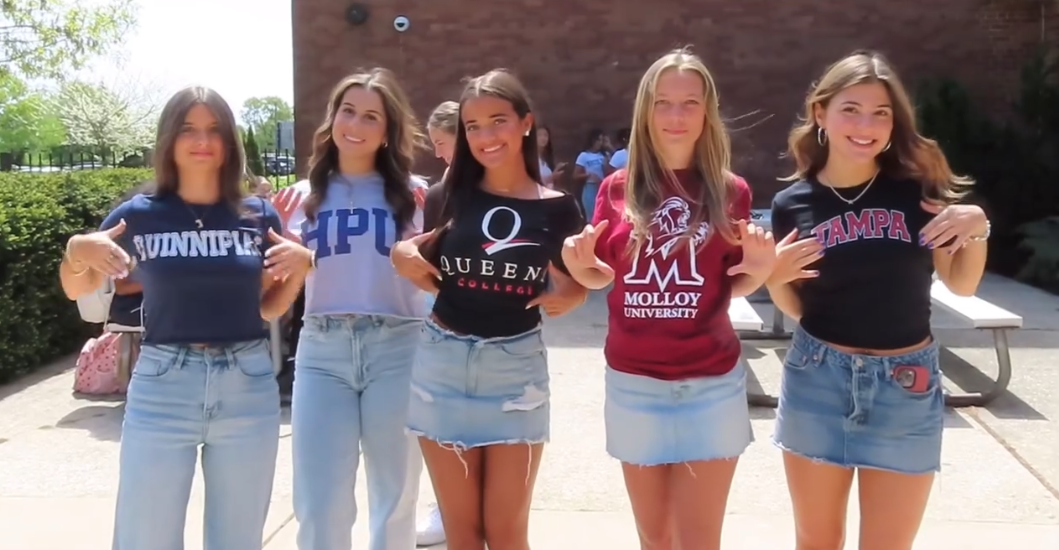 Seniors Julia Bianculli (Source by Destiny Gillespie)